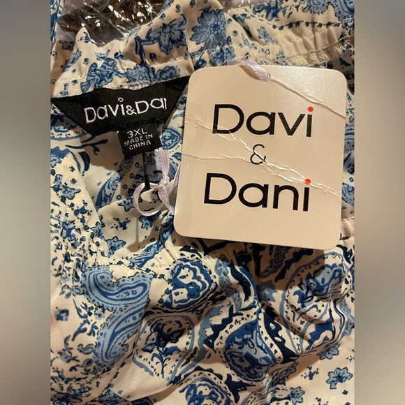 DAVI AND DANI SLEEVELESS RUFFLE TANK WHITE BLUE FLOWERS PAISLEY 3XL - Picture 4 of 5